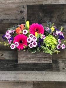 SPRING FLOWER BOX