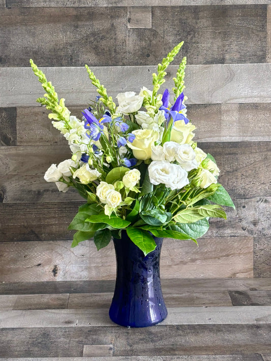 Calm in blue and white