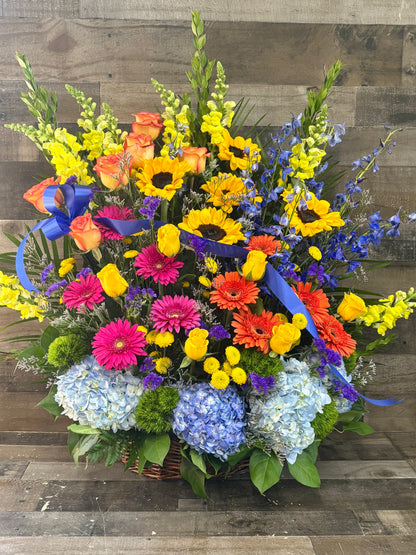 BOLD AND BEAUTIFUL DELUXE –  Flowers By Steve, Inc., Haverhill MA